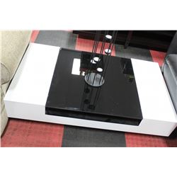SHOWHOME BLACK AND WHITE COFFEE TABLE