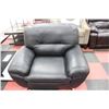 Image 1 : SHOWHOME BLACK LEATHERETTE SOFA CHAIR