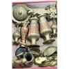 Image 1 : ESTATE BRASS COLLECTION