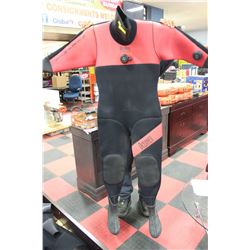 OCEANER SCUBA WETSUIT SIZE L