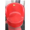 Image 1 : SET OF 2 INDOOR/OUTDOOR RED CHAIRS