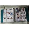 Image 1 : GREEN BINDER OF2006 FLEER,1999 TOPS & MISC MINT
