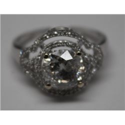 14KT GOLD DIAMOND RING W/ MUSIC & PICTURE BOX