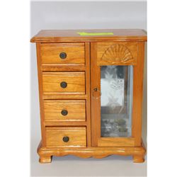 LIGHT BROWN JEWELLERY BOX W/ CONTENTS