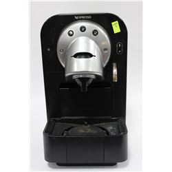 NESPRESSO MACHINE