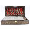 Image 1 : UNIQUELY CARVED CHESS SET