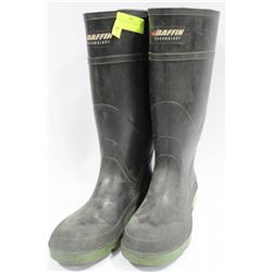 PAIR OF BUFFIN BOOTS SIZE 10