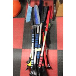BUNDLE OF SNOW BRUSHES