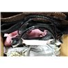 Image 1 : BOX OF 3 PURSES AND 2 SUMMER BAGS