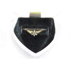 LADIES DINNER RING 10KT YELLOW GOLD