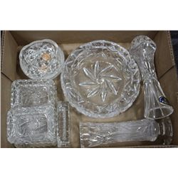 BOX OF ESTATE CRYSTAL