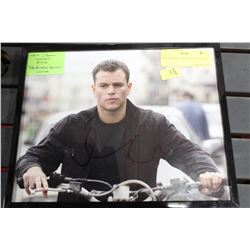 MATT DAMON SIGNED 8X10 W/COA