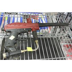 STRIKER PAINTBALL GUN