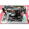 Image 1 : VINTAGE DOMESTIC DELUXE SEWING MACHINE