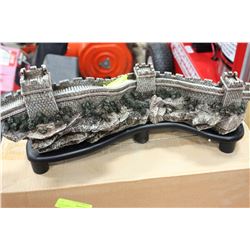 GREAT WALL OF CHINA SWORD STAND