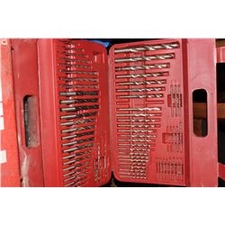 DRILL BIT SET