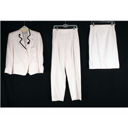Crisca 3 Pc White Ladies Vintage Suit w/Coat Sz 40