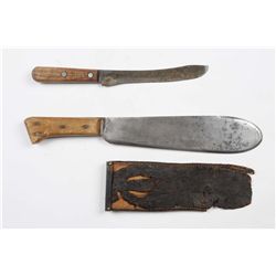 Lot of 2: Knives With Fixed Blades.
