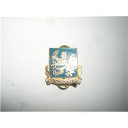 VINTAGE WWII VERY RARE PIN BACK MTEAL BADGE *VIGILES SALUTIS* VALUE $38.00+!! PIN BACK CAME OUT OF S