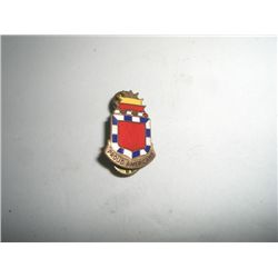 VINTAGE WWII VERY RARE PIN BACK MTEAL BADGE *PROD AMERICANS* VALUE $34.00+!! PIN BACK CAME OUT OF SA