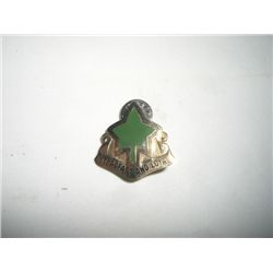 VINTAGE WWII RARE PIN BACK MTEAL BADGE *NAVY STEADFAST AND LOYAL* VALUE $28.00+!! PIN BACK CAME OUT
