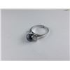 Image 2 : ONE LADIES 14KT WHITE GOLD BLACK AND NEAR COLOURLESS DIAMOND SET DRESS OR ENGAGEMENT RING. SET WITH