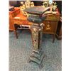 Image 1 : EXCEPTIONAL QUALITY, MID VICTORIAN PLANT STAND WITH PORCELAIN PANELS AND CARVED GRIFFINS