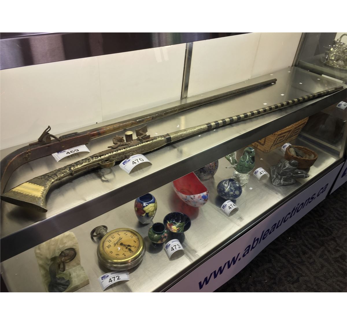 ANTIQUE PERSIAN RIFLE - Able Auctions