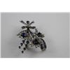 Image 2 : ONE 18KT WHITE GOLD NATURAL BLUE SAPPHIRE AND DIAMOND SET BROOCH. HAND ASSEMBLED, VINTAGE FLORAL