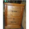 Image 1 : 2-Drawer Oak File Cabinet