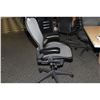 Image 2 : HERMAN MILLER AERON ERGONOMIC TASK CHAIR