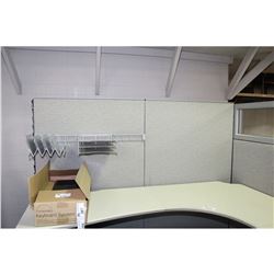 HAWORTH PREMISE GREY 7' X 7' MODULAR CORNER WORKSTATION C/W PARTIAL GLAZING,