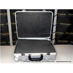 18"x16"x16" HARDIGG POLY EQUIPMENT CASE