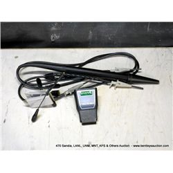 BOX: LOGIC CLAMP & PROBE