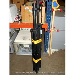 PROEL SPEAKER STANDS (print sequence:) 62983