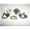 Image 1 : VINTAGE LOT OF 5 TOTAL WWII *MILITARY* PIN BACK BADGES!! BADGES CAME OUT OF ESTATE!!