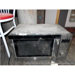 GE MICROWAVE OVEN W/CHAIR