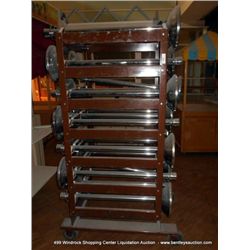 4-WHEEL BARRIER RACK W/ BARRIERS