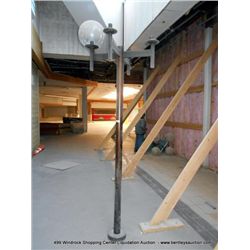 4-GLOBE STREET LIGHT
