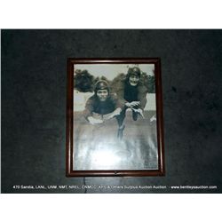 FRAMED OLD AUTOGRAPHED FOOTBALL PHOTO