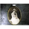 Image 1 : GUILDED FRAMED OVAL PORTRAIT