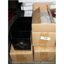 LOT: 4 POLY BAR CONDIMENT ORGANIZERS