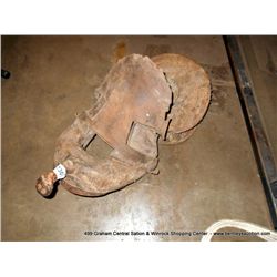 OLD WESTERN DECORATIVE STOOL