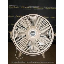 WHITE THE WIND MACHINE FAN