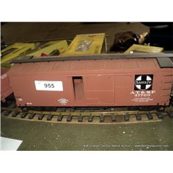 ARISTO CRAFT TRAINS, WOOD BOXCAR, ART-86010-ATSF/SANTA FE, 1:24 SCALE