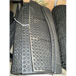 BLACK RUBBER KITCHEN MATS 4X MONEY