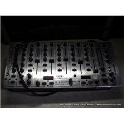 Behringer, Pro DJ Mixer, VMX 1000