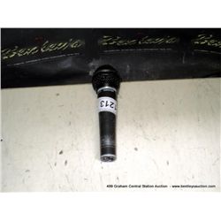 SHURE SM58 MICROPHONE