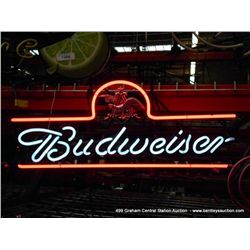 BUDWIESER NEON LIGHT SIGN