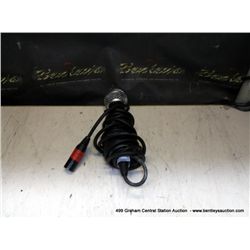 Dynamic OM-500 Microphone with Cable